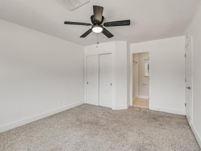 Building Photo - 7617 Eastcrest Dr