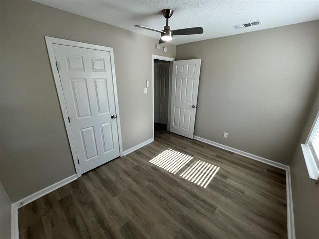 Building Photo - 1512 Longview St