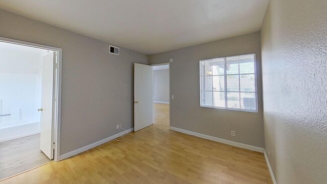 Building Photo - 26131 La Real Ln