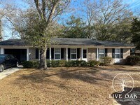Building Photo - Parker Drive 620 Hinesville, GA