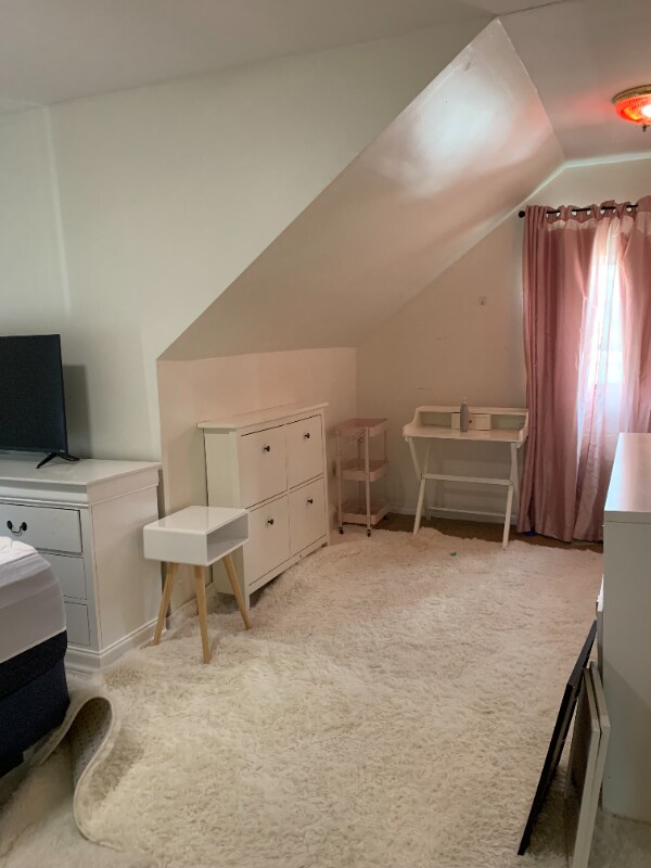 Building Photo - 7100 Zimpel St