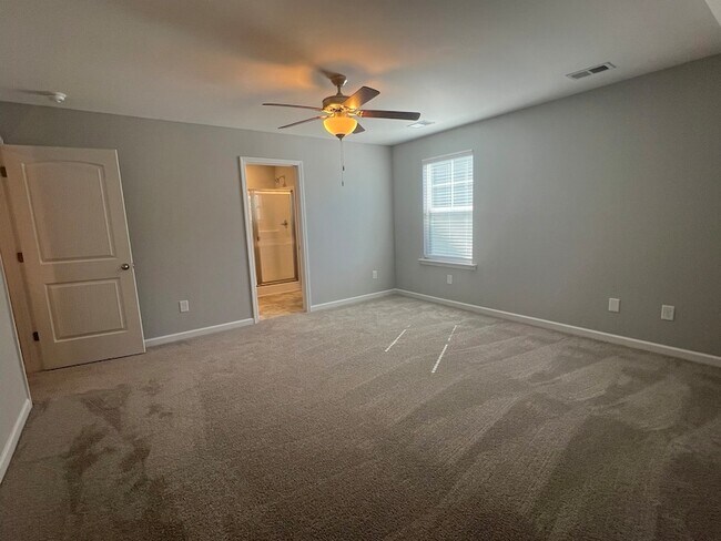 Building Photo - 58 Stonehenge Ln