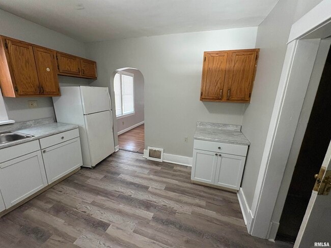 Building Photo - 2916 W Meidroth St