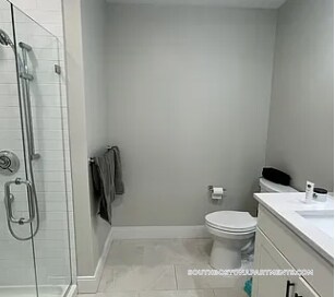 Building Photo - 200 Old Colony Ave