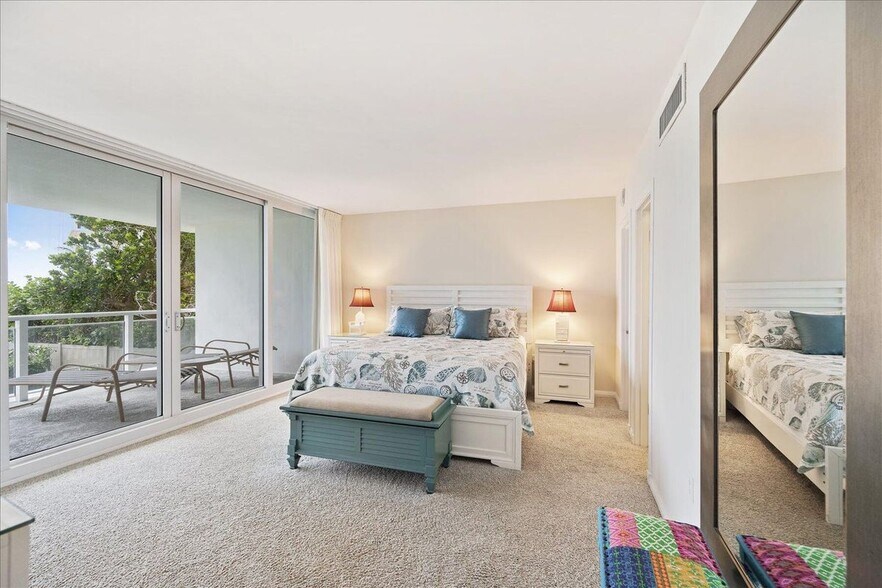 Building Photo - 1213 S Ocean Blvd