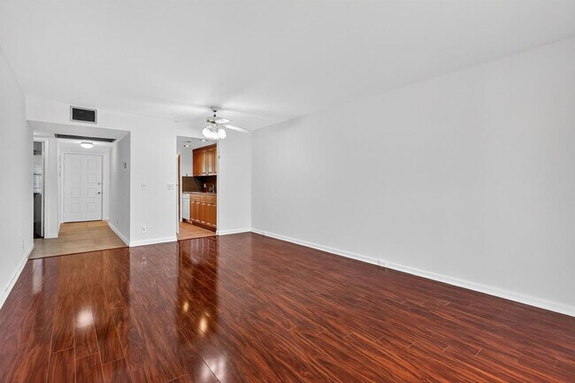 Building Photo - 12950 SW 13th St