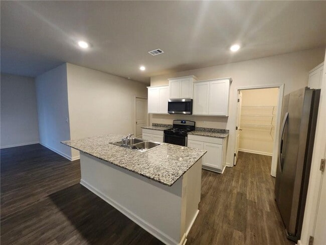 Building Photo - 5381 Aster Pl