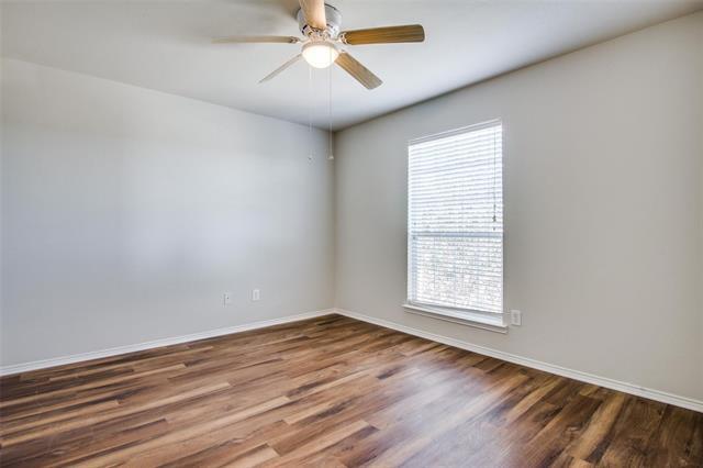 Building Photo - 9907 Queen Anne Cir