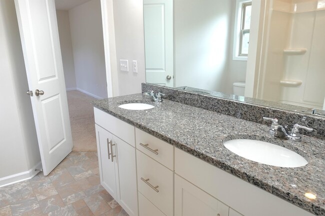 Building Photo - 24 Noble Wing Ln