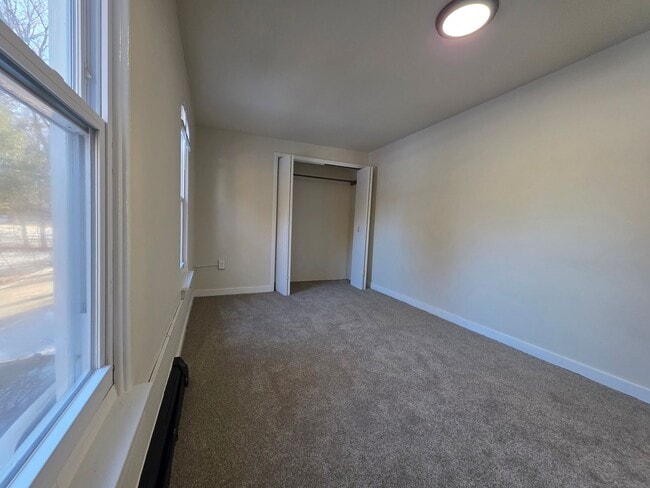 Building Photo - 414-416 S Andrews St