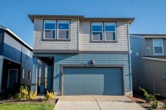 Building Photo - Beautiful newer construction 4 bed, 2.5 ba...