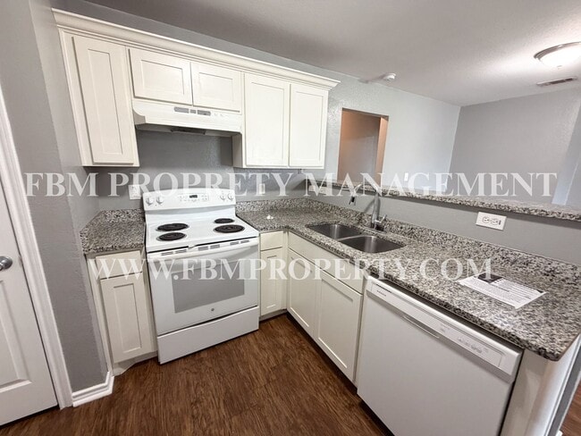 Building Photo - 1516 Drexal Dr