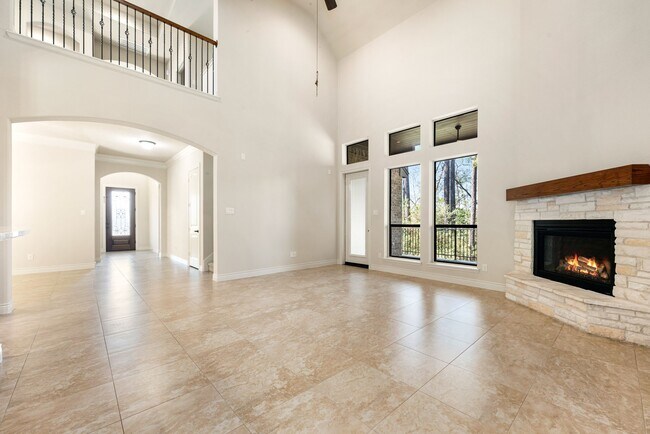 Building Photo - 32 Evangeline Blvd