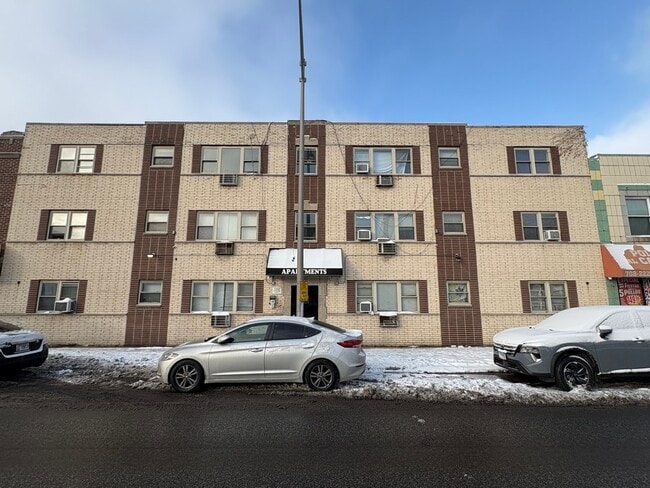 Primary Photo - 1930 S Cicero Ave