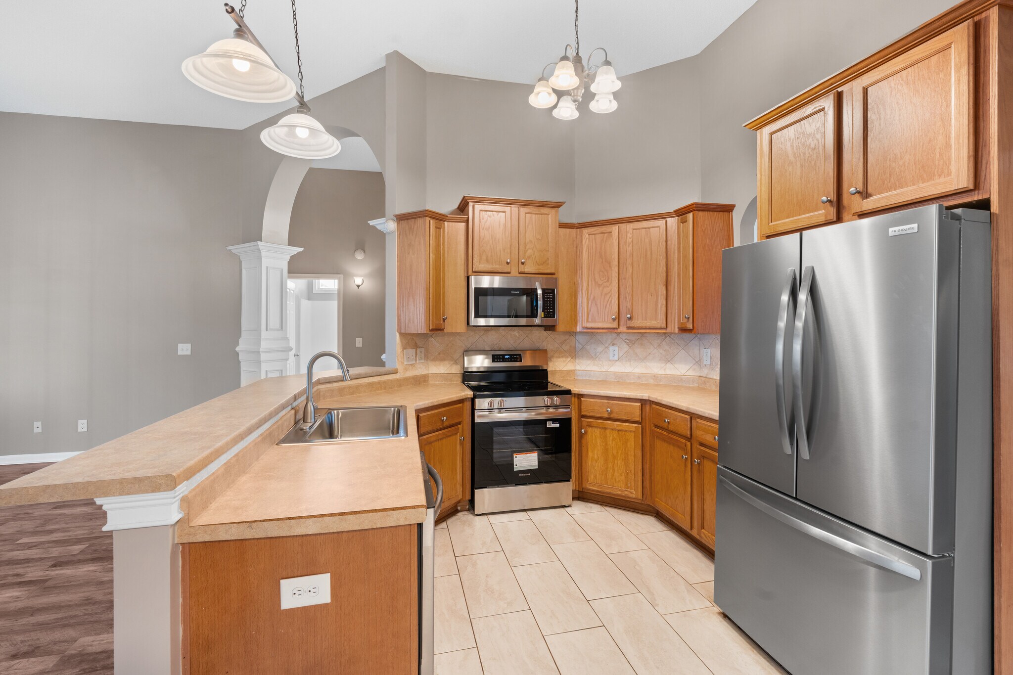 Building Photo - 119 Daventry Ln