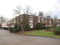 Building Photo - 215 Chelmsford St