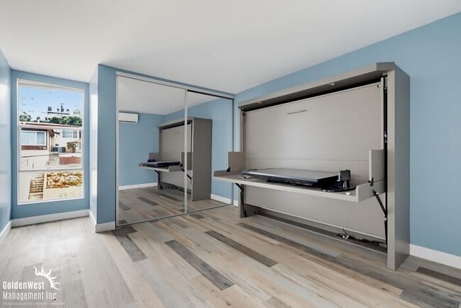 Building Photo - Beautifully Renovated 2Bdm 2.5Ba Mission Hills Condo with Bay Views!