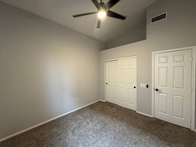 Building Photo - 4 Bedroom Home W/ Pool Available in Tatum Ridge Near Jomax Rd & N Tatum Blvd!