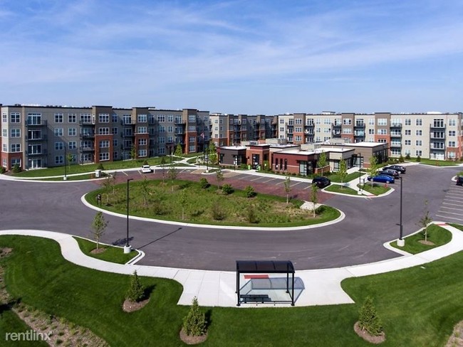Building Photo - 1135 N Arlington Heights Rd