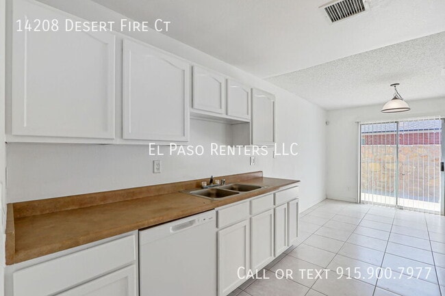 Building Photo - 14208 Desert Fire Ct