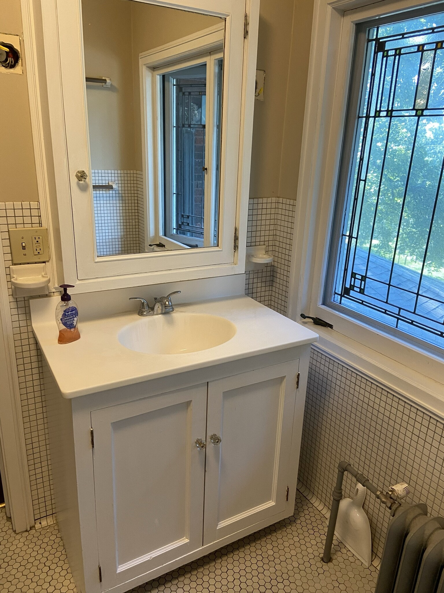 Building Photo - 106 N Prospect Ave