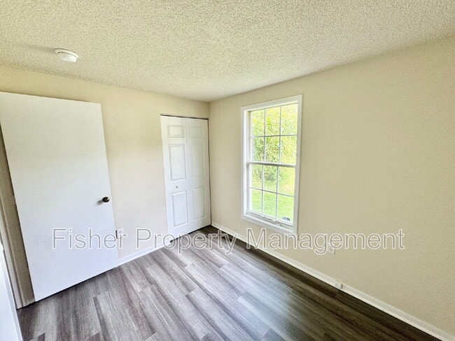 Building Photo - 3908 Hopkins Ct