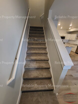Building Photo - 359 N 3rd W