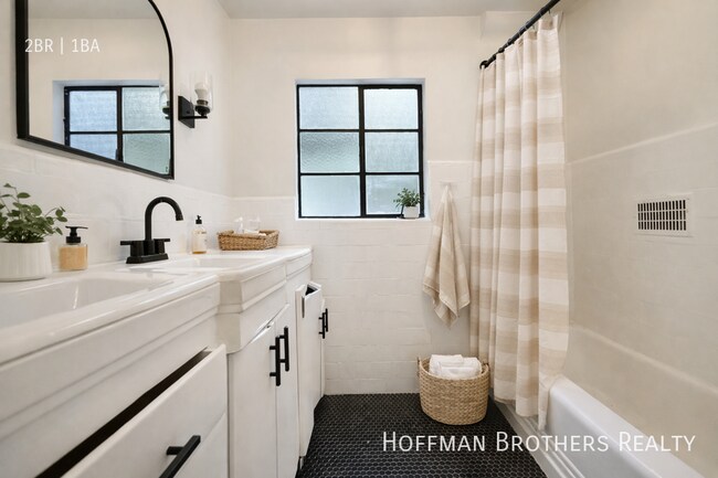 Building Photo - 1839 S Beverly Glen Blvd