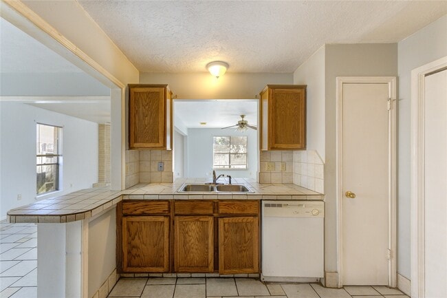 Building Photo - 19927 Ricewood Way