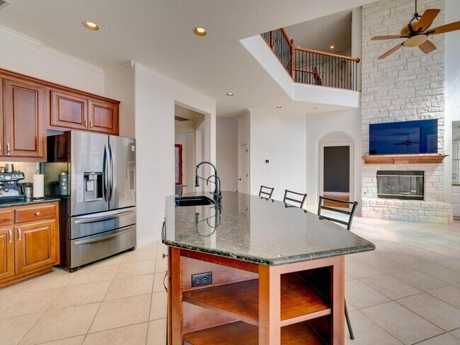 Building Photo - 15405 Prestancia Dr