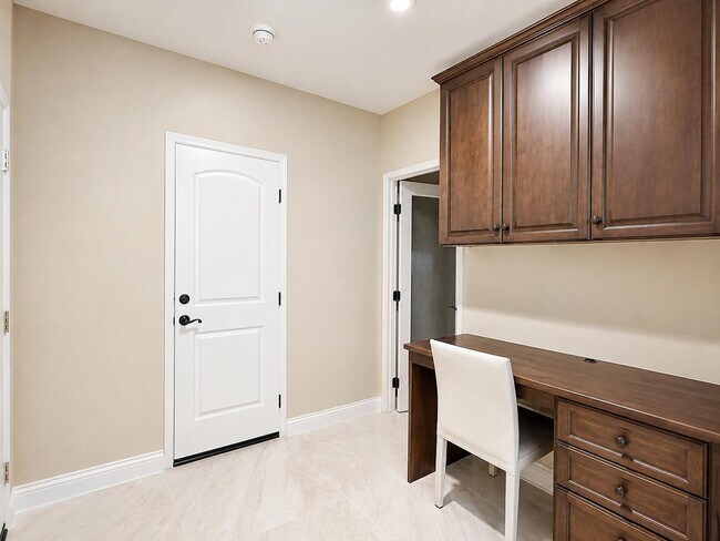 Building Photo - 3035 Arroyo Seco