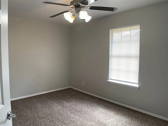 Building Photo - 1720 NW 172nd St