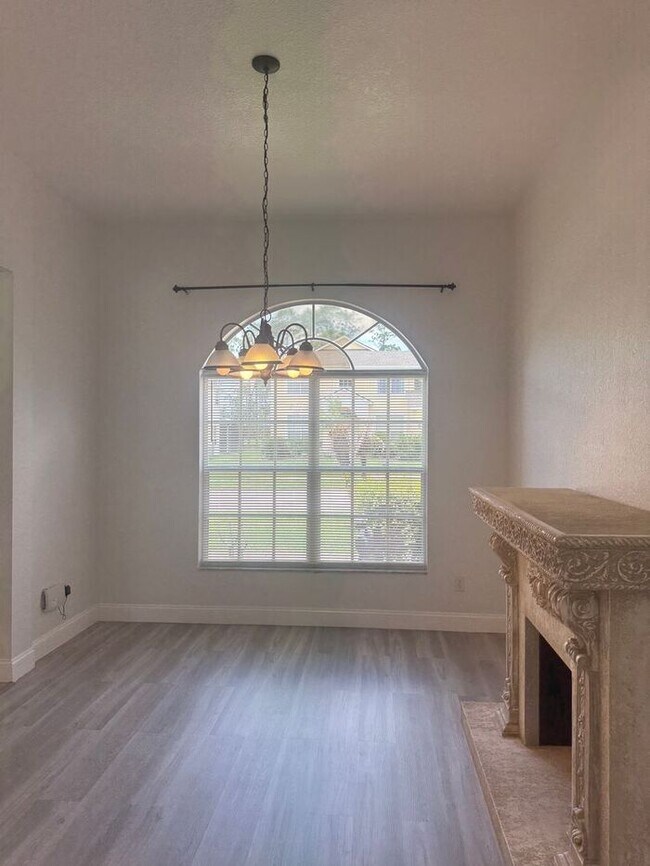 Building Photo - Beautiful Pool Home in Highlands Reserve Golf Community, Davenport