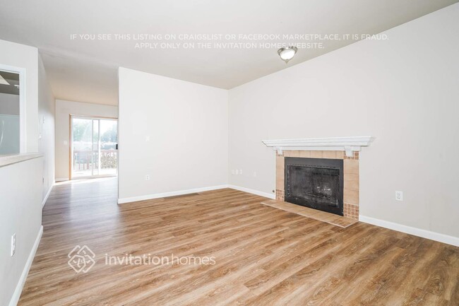 Building Photo - 2945 58th Ave NE