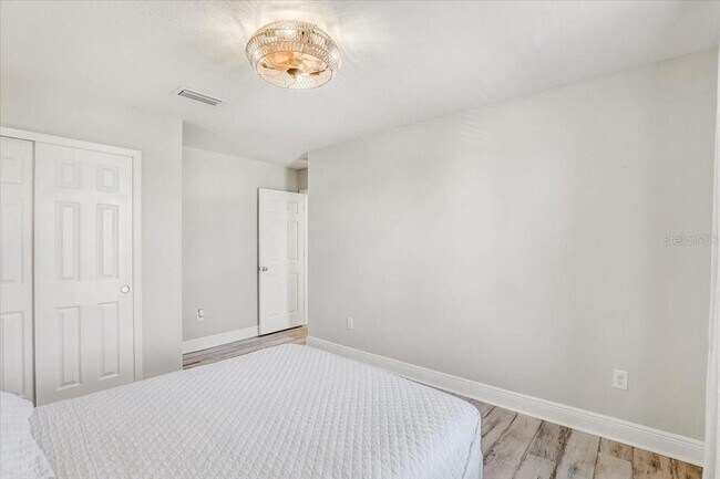 Building Photo - 11909 Bahia Valley Dr