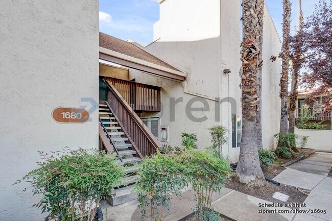 Building Photo - 1680 Laguna St