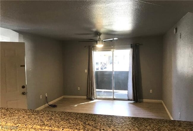 Building Photo - 555 E Silverado Ranch Blvd