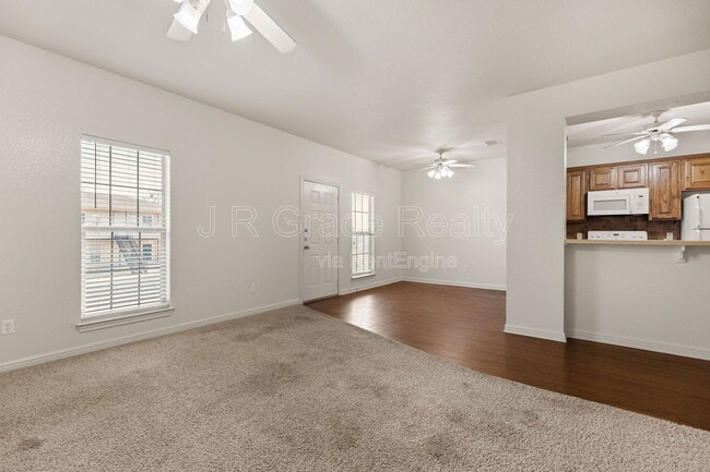 Building Photo - 10007 Amber Cir