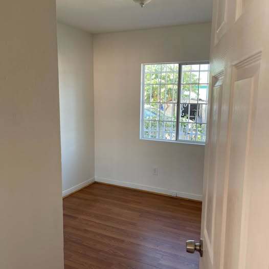 Building Photo - 151 E 108th St