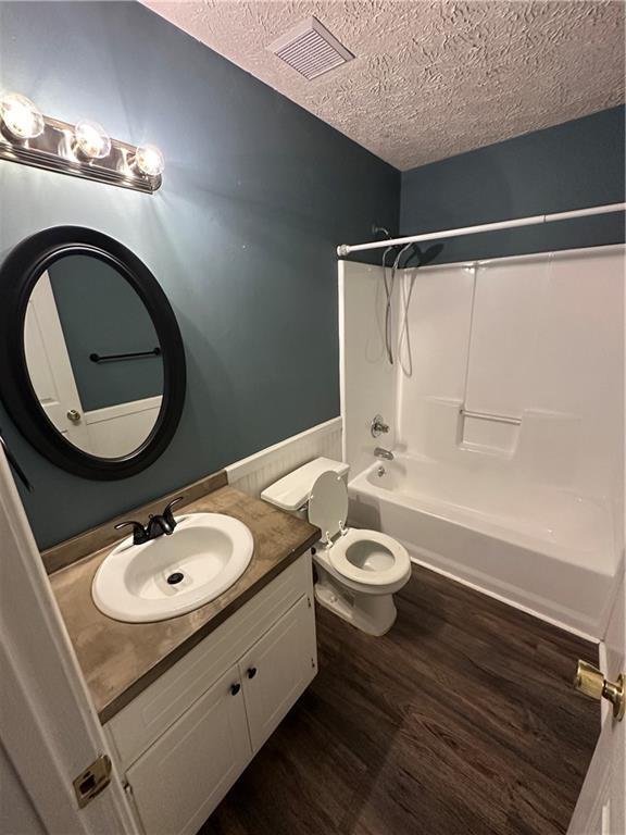 Building Photo - 6360 Quail Trail