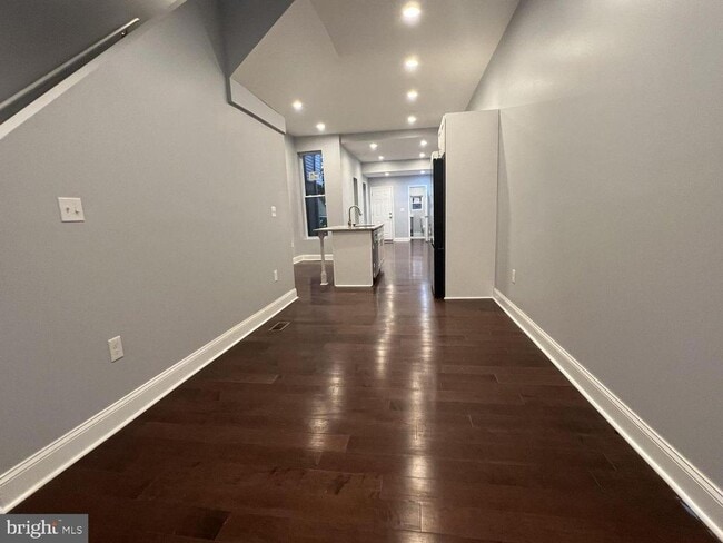 Building Photo - 1607 E Biddle St