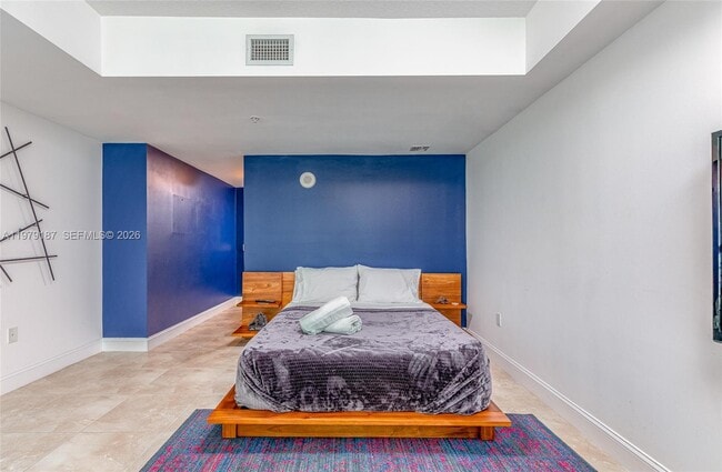 Building Photo - 41 SE 5th St