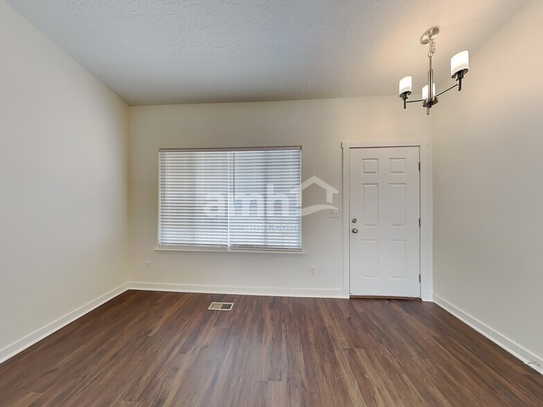 Building Photo - 536 N Copper River Dr