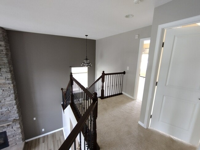 Building Photo - 7916 Avaleen Cir