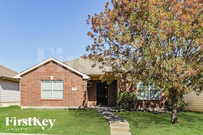 Primary Photo - 137 Bushel Ln