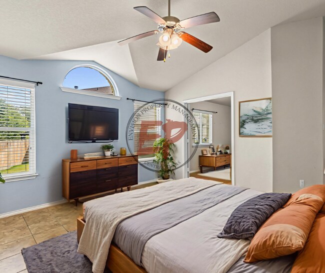 Building Photo - 6505 Vista View Dr