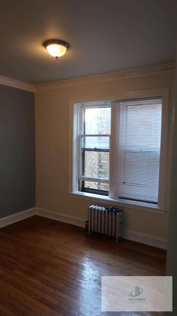 Building Photo - 4588 N Elston Ave