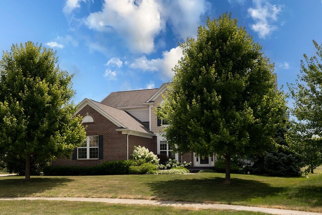 Building Photo - 8965 Snowberry Court