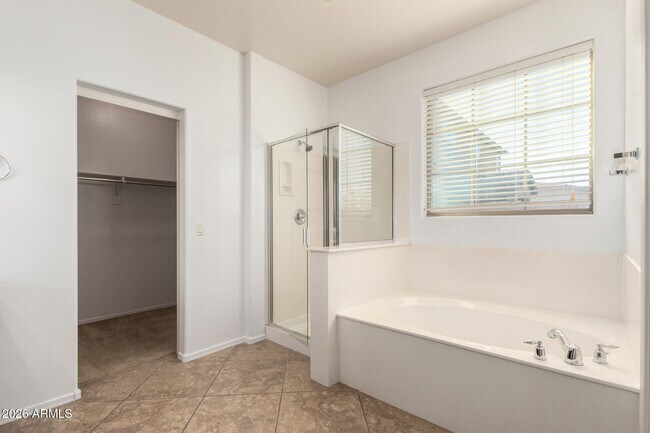 Building Photo - 15956 W Cocopah St