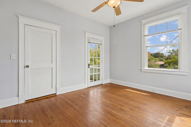 Building Photo - 2527 Forbes St